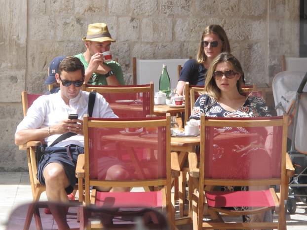 Dubrovnik: Darijo Srna s trudnom suprugom Mirelom na odmoru