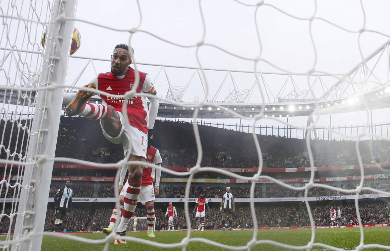 Arsenal slavio, nevjerojatan promašaj Aubameyanga! O ovome će se još dugo pričati