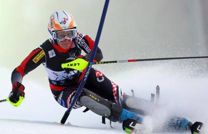 Slalom u Špindleruvom Mlynu: Schild vodi, Ana Jelušić 22.