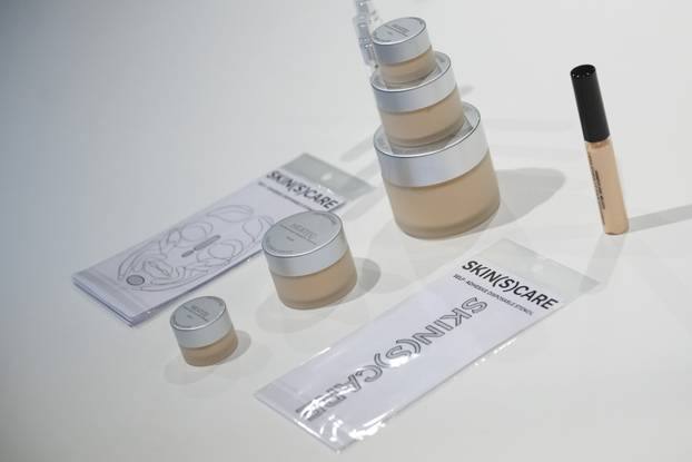 Zagreb: Otvorenje izložbe Skin(s)care - između njege i nasilja