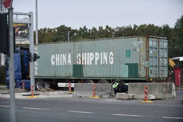 Zagreb: U prometnoj nesreći poginula je pješakinja