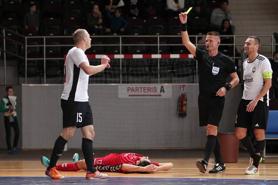 Čuva naše granice i sudi futsal: On je najbolji sudac na svijetu