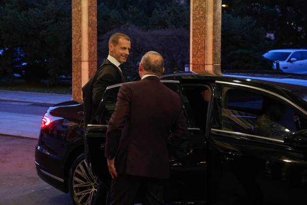 Zagreb: Dolazak uzvanika na svadbu Marijana Kustića i Nike Perenčević