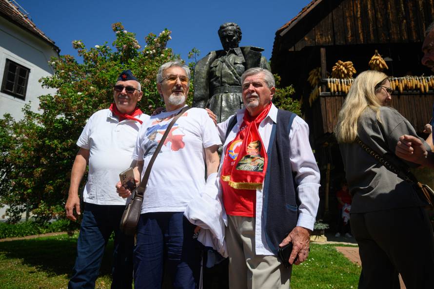 Manifestacija Dani mladosti radosti u Kumrovcu