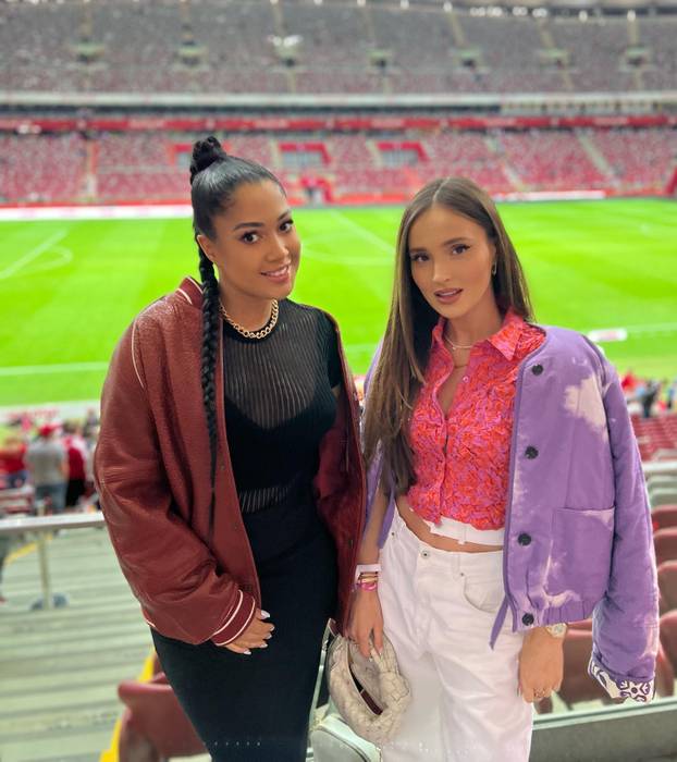 FOTO Nogometni boem postao je heroj Barce. Žele da ostane, a on kaže: 'Žena će odlučiti...'