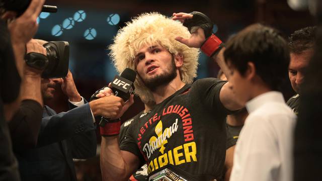 Kraj savršene karijere: Khabib je napustio titulu i umirovio se!