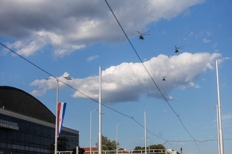 Zagreb: Generalna proba svečanog vojnog mimohoda - zračne snage 