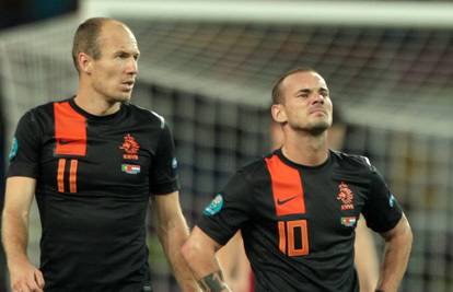 Dosadilo mu u mirovini: I veliki Sneijder će se vratiti nogometu