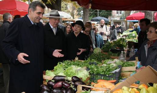 Vidošević ženi i šogorici potpisao “papire” za rad