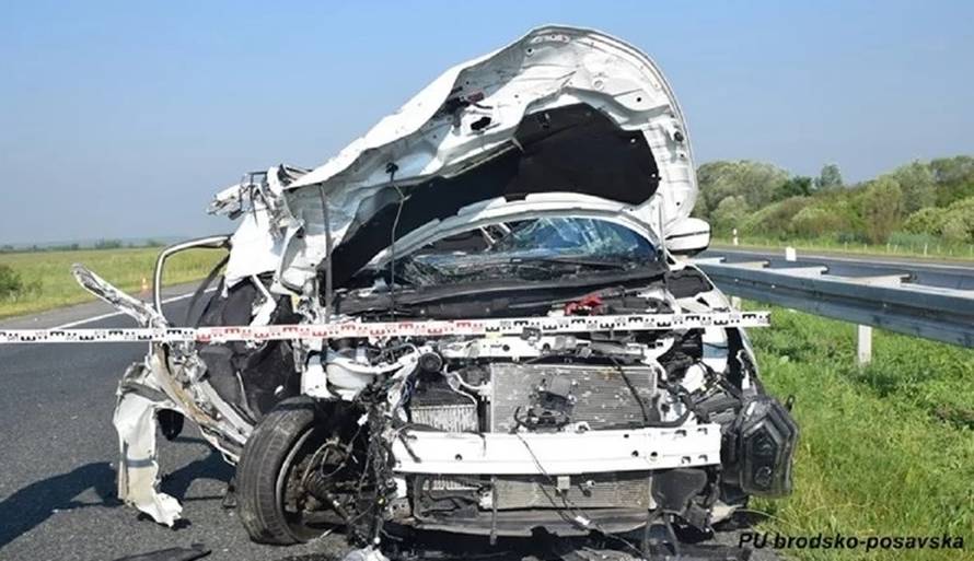 Detalji horora na A3: Suvozač ispao iz auta i umro na mjestu