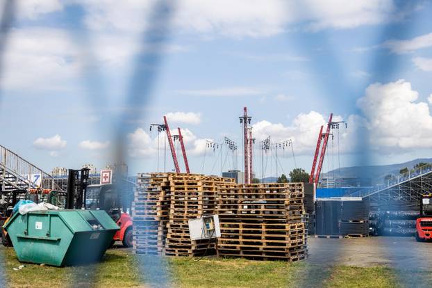 Zagreb: Pripreme za koncert Eda Sheerana na Hipodromu