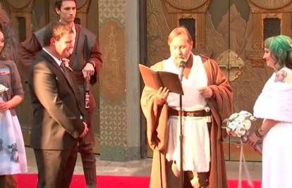 Matičar Obi-Wan Kenobi: Par se vjenčao na premijeri SW-a