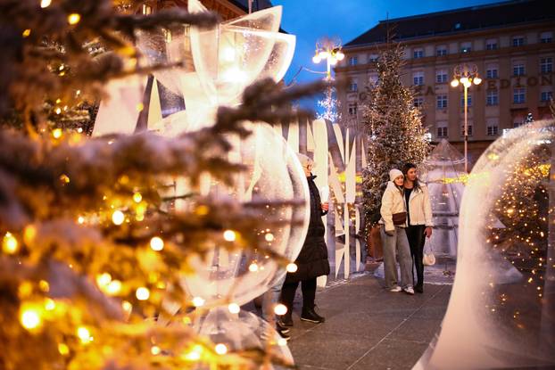 Zagreb: Zagrebački Advent na Trgu bana Jelačića