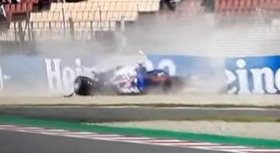 Prekinut trening F1! Zabio se u ogradu, prevezli ga u bolnicu