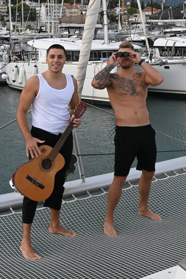 FOTO Vrući kalendar hrvatskih vaterpolista: Kad prvaci svijeta izađu iz bazena i poziraju...