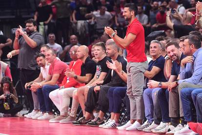Beograd: Novak Đoković bodrio košarkaše na utakmici KK Crvena zvezda i LDLC ASVEL Villeurbanne
