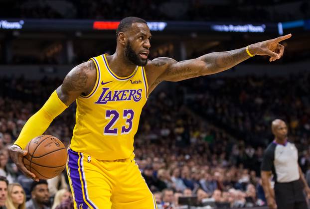 NBA: Los Angeles Lakers at Minnesota Timberwolves