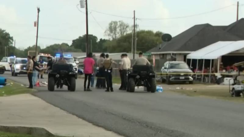 UŽAS U AMERICI Autom se zabio u ljude! Najmanje 15 ozlijeđenih