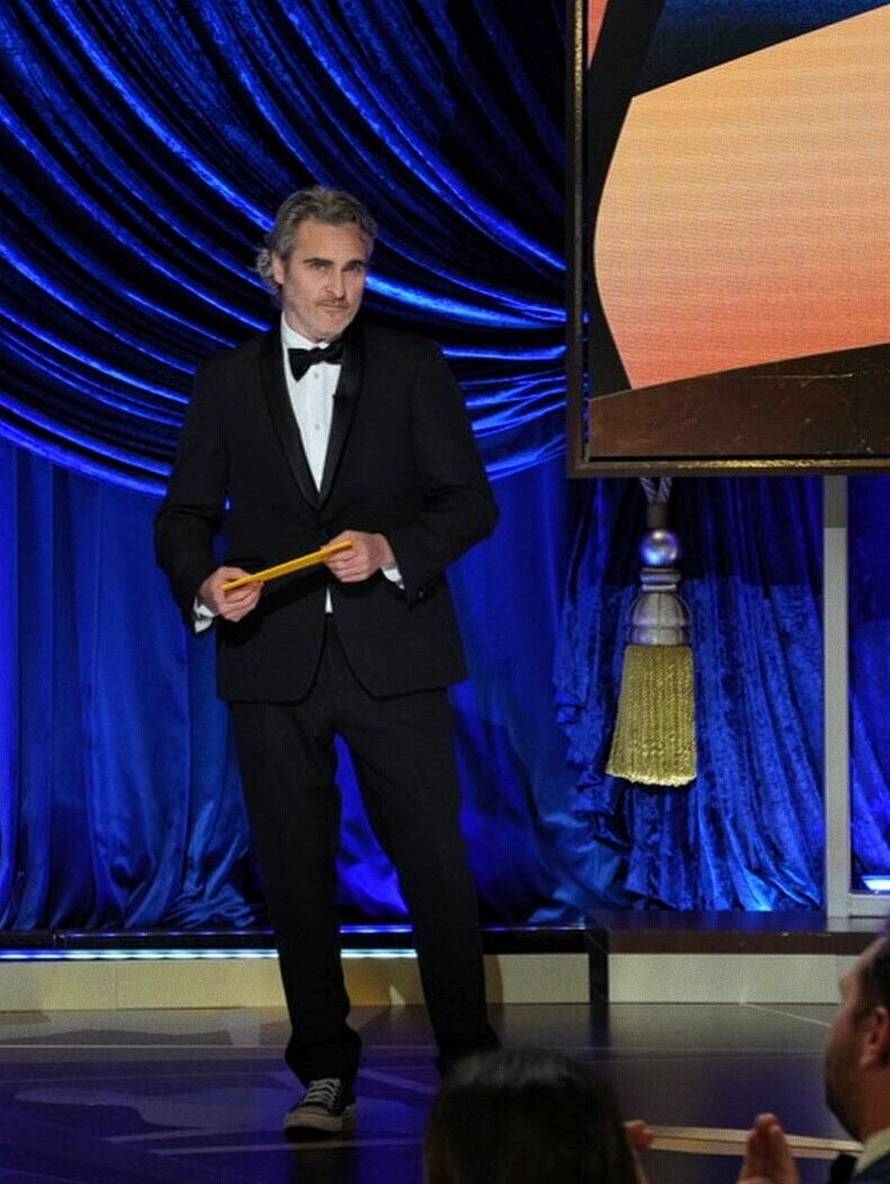 Joaquin Phoenix obukao isto odijelo kao i za prošlogodišnje Oscare: 'To je praktičan čovjek'