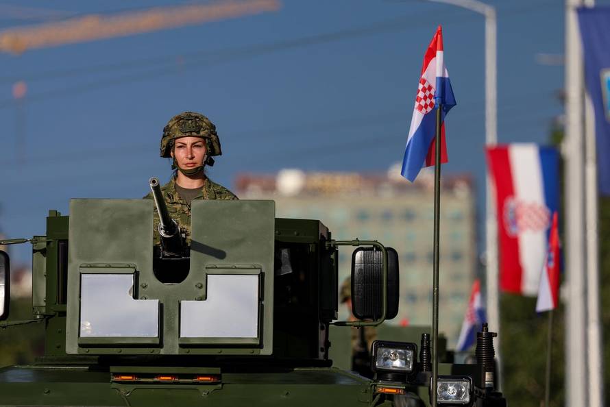 Vojni mimohod - izbor najboljih fotografija