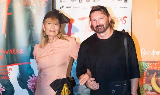FOTO &Dstrok;ur&dstrok;a Tedeschi zablistala na premijeri 'Richarda III.': Ovo su njezini najbolji modni hitovi