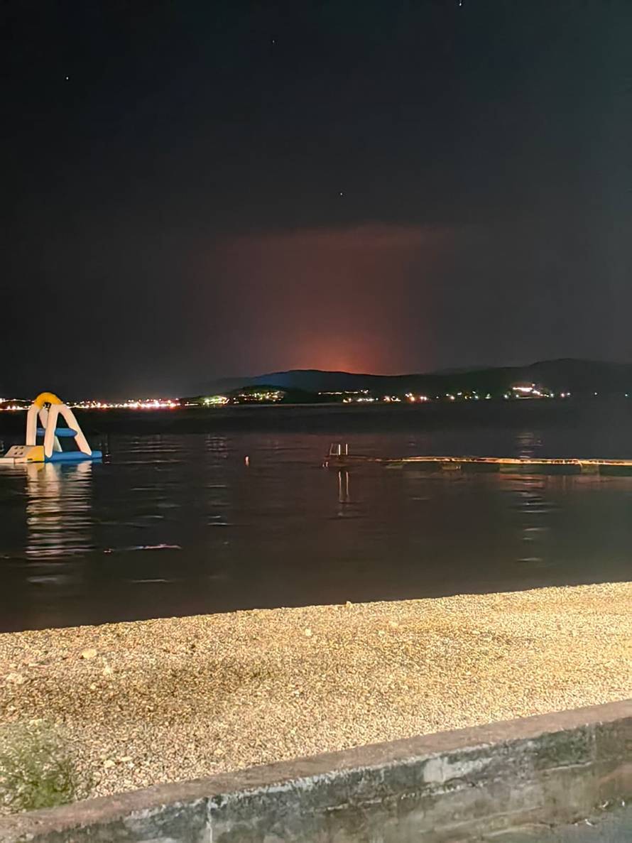 VIDEO Tucaković: Vatrogasci su obranili kuće kod Jovića, a i na Dinari očekujemo bolju situaciju