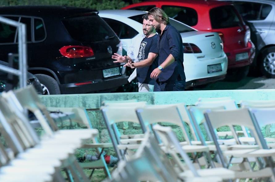 Niko KranjÃ¨ar, Zrinka CviteÅ¡iÃ¦ i DuÅ¡an BuÃ¨an druÅ¾ili se nakon predstave "Tko pjeva zlo ne misli"