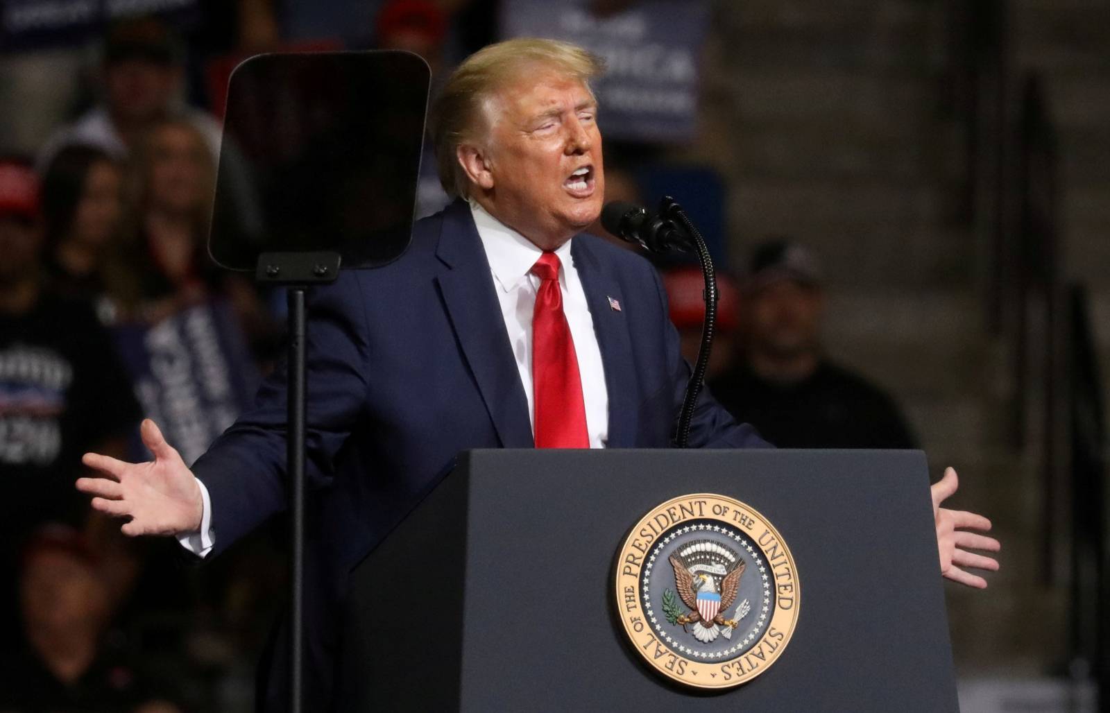 FILE PHOTO: FILE PHOTO: U.S. President Donald Trump holds his first re-election campaign rally in several months in Tulsa, Oklahoma