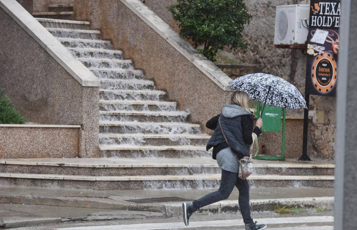 Oblačno, kiša i jugo u Dalmaciji, u Gorskom Kotaru pada snijeg