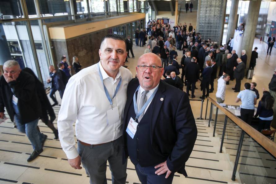 Zagreb: Veliki predizborni skup Domovinskog pokreta u KC Vatroslav Lisinski 