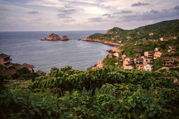 FOTO Napušteno 'selo duhova' u Kini sraslo je s prirodom i postalo prava TikTok atrakcija