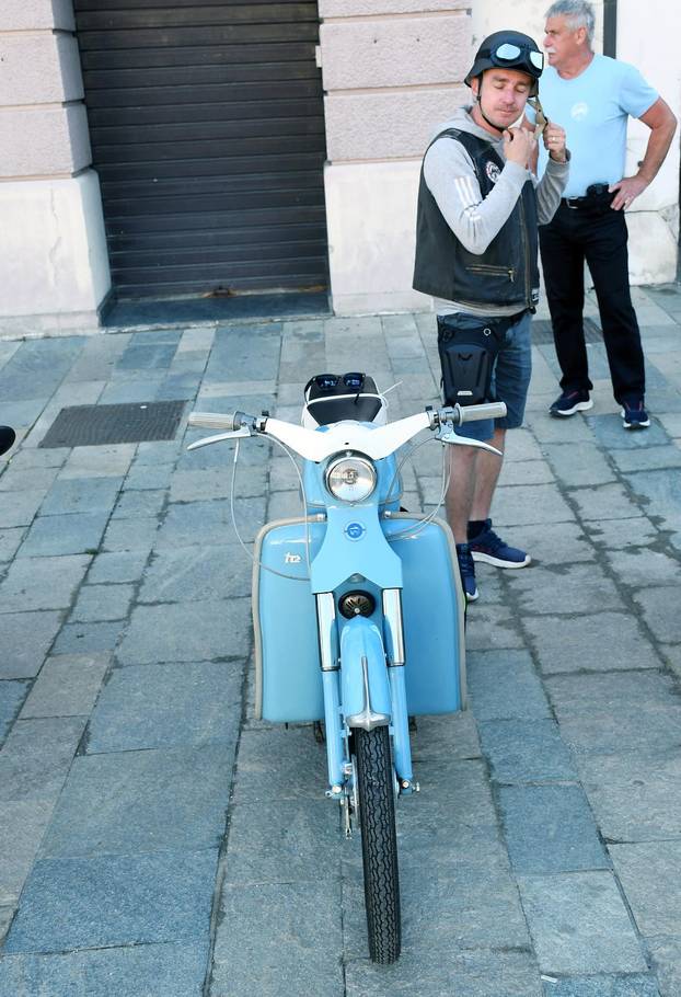 Sisak: Oldtimer klub Sisak organizirao 7. Tomos susret