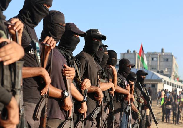 Hostages-prisoners swap and ceasefire deal between Hamas and Israel