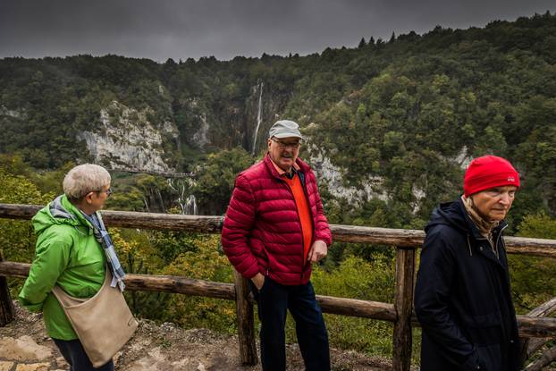 Kišno jesenski ugođaj na Plitvičkim Jezerima