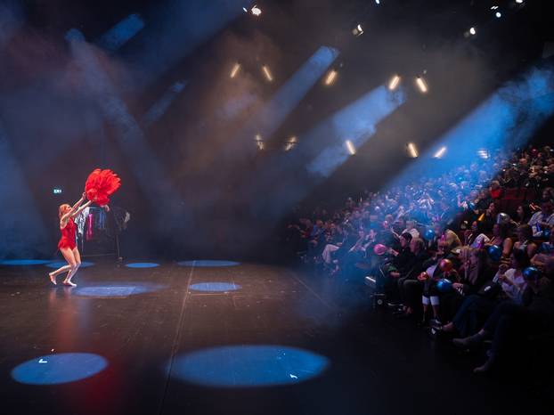 FOTO Daria Lorenzi Flatz imala premijeru monodrame: Evo tko je sve od poznatih došao...