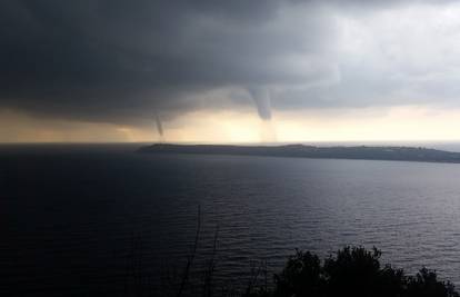 Crna Gora: Morske pijavice u blizini Prevlake, štete nema