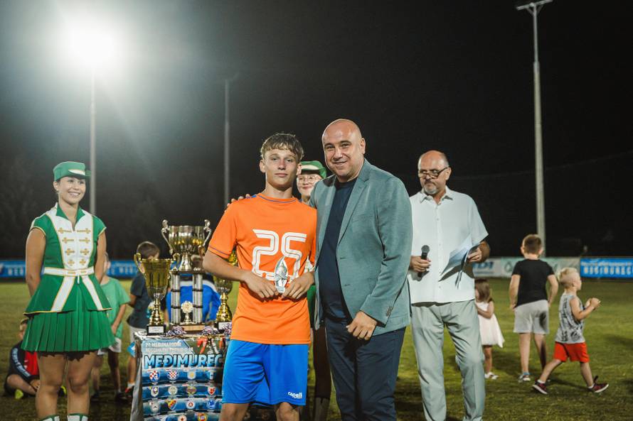 Varaždin osvojio međunarodni turnir Međimurec U14! Na ovim je terenima stasao i Gvardiol...