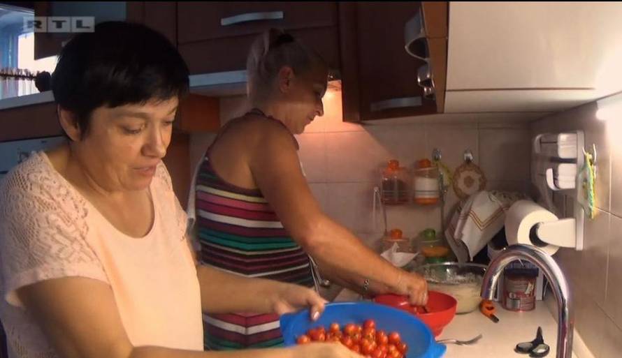 'Bahrizmi': Dinosaur je domaća životinja, a voli i 'džentlmente'