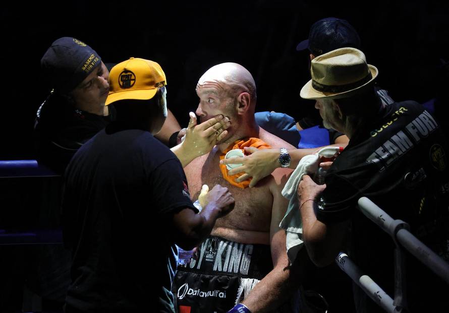 Tyson Fury v Mariusz Wach