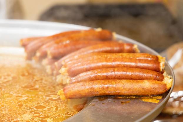 Osijek: Otvorenje Adventa uz koncert Danijele Martinović