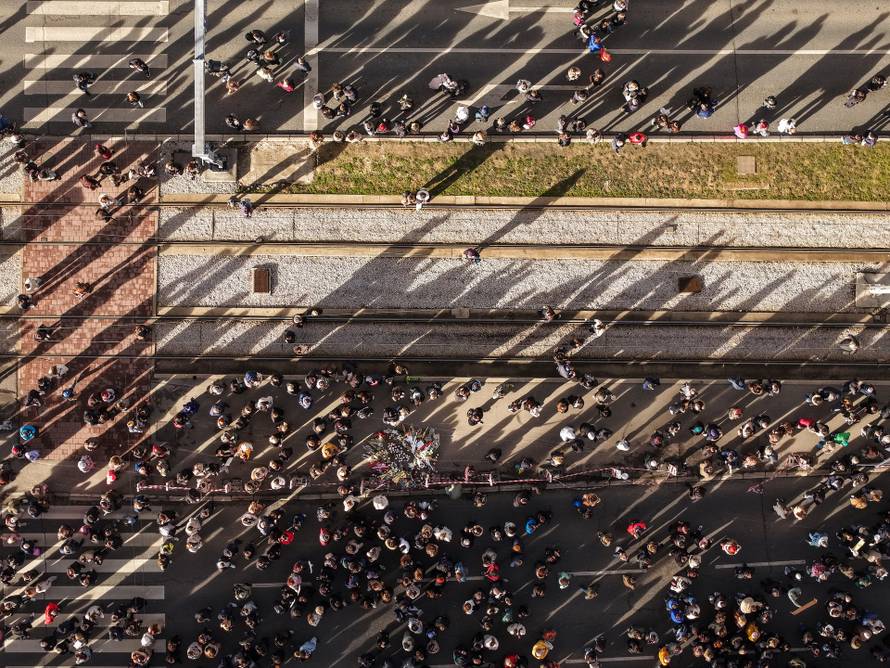 Sarajevo: Pogled iz zraka na okupljene u prosvjedu nakon stravične tramvajske nesreće