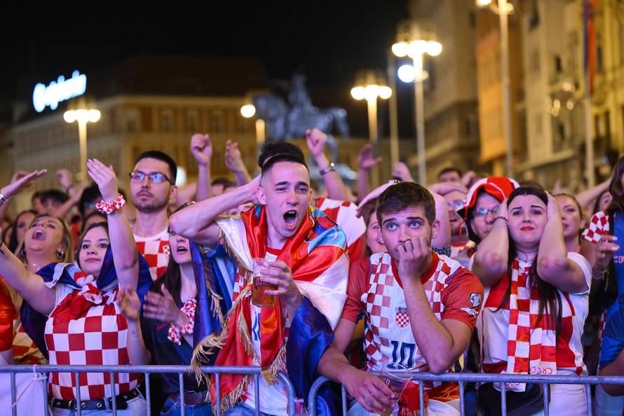 Zagreb: Zajedničko gledanj utakmice na trgu Bana Jelačića 