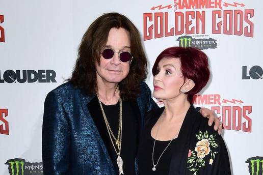 Jezivo i odvratno! Sharon i Kelly otkrile: 'Nakon Ozzyjeve smrti nam je slala svoje nokte i krv!'