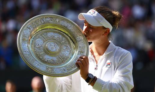 Donnina 'krvnica' bez naslova: Krejčikova osvojila Wimbledon!