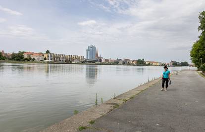 'Vodostaji Drave i Dunava pod kontrolom, službe su na terenu. Naši građani mogu biti mirni'