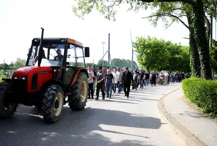 Zagreb: Mještani koji žive uz odlagalište otpada Jakuševec organiziraju mirno okupljanje kako bi izrazili nezadovoljstvo