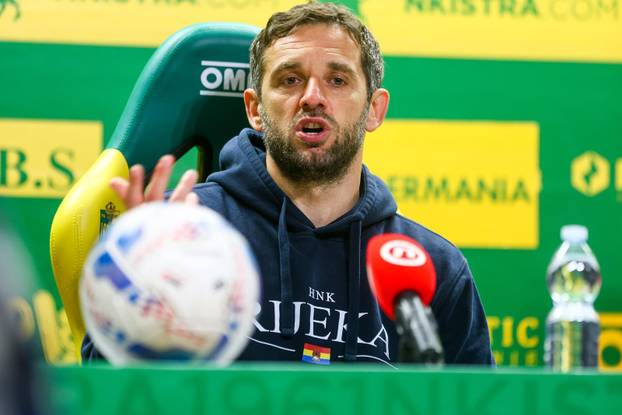 Konferencija za medije nakon utakmice 30. kola SuperSport HNL-a između Istre i Rijeke