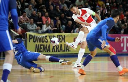 Hrvatska igra ključnu utakmicu za plasman na EP: 'Podloga i lopte u Grčkoj bili su problem'