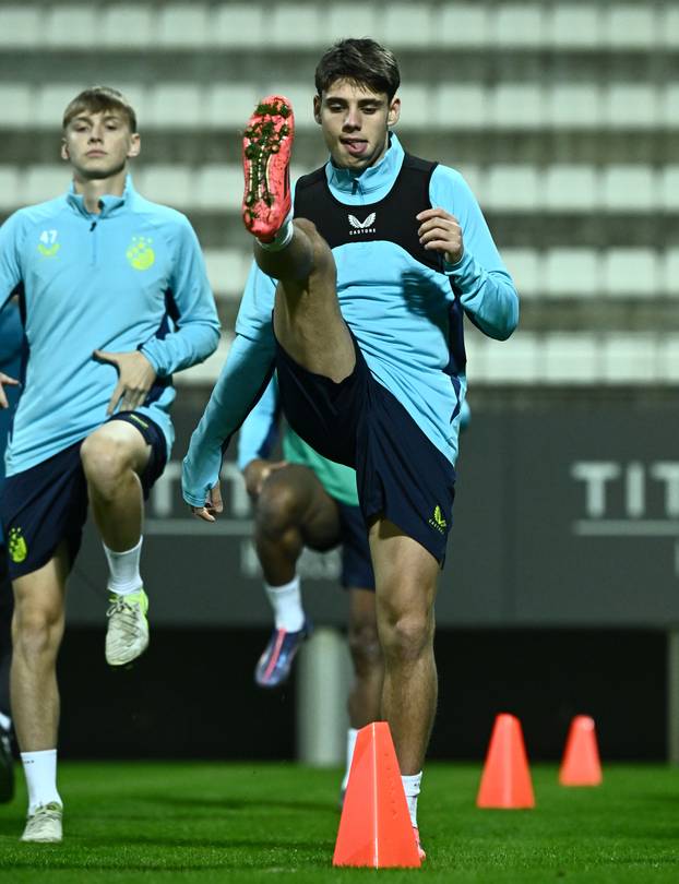 Belek: Igrači Dinama odradili prvi trening u Turskoj