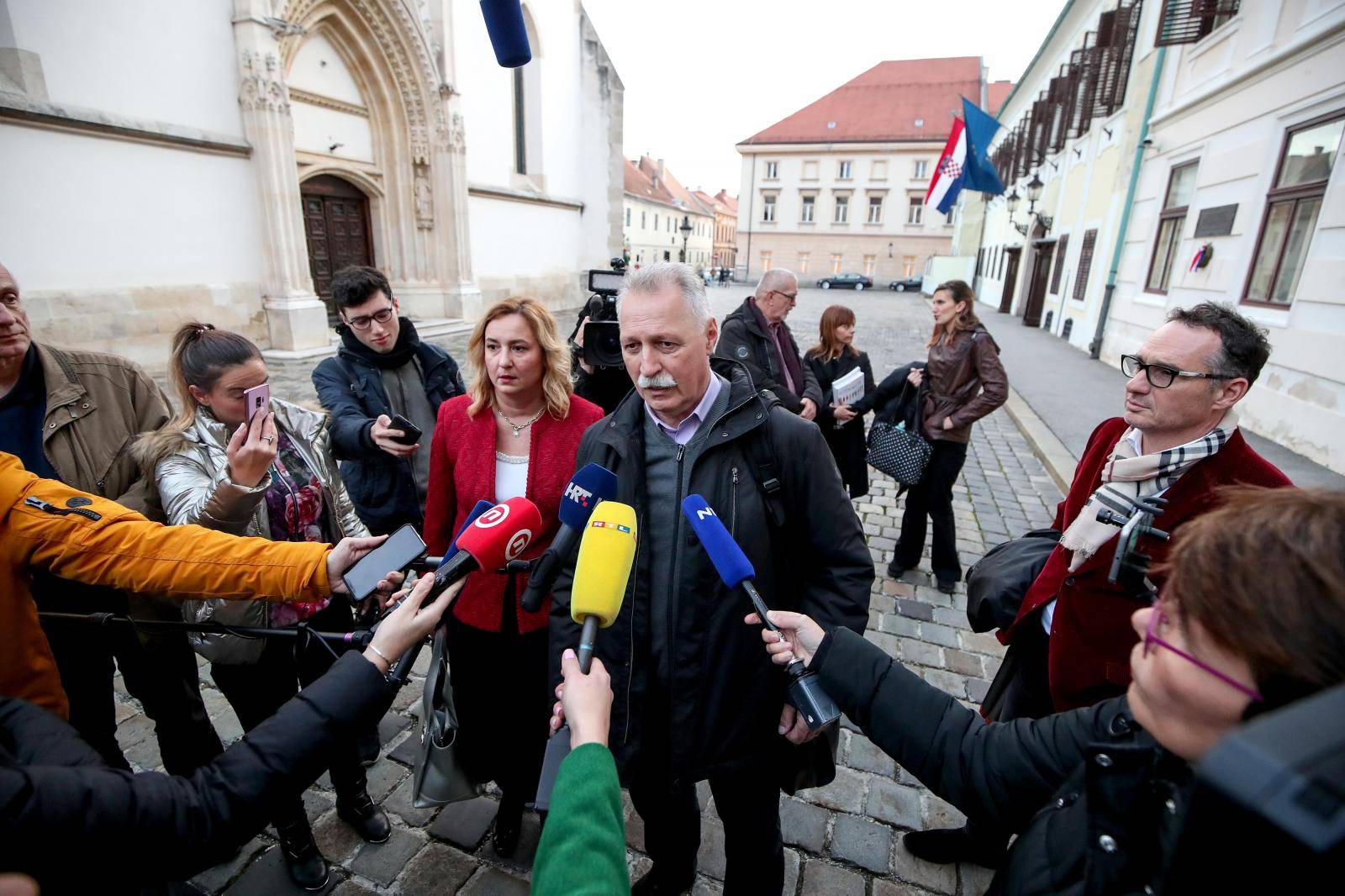 Zagreb: Predstavnici obrazovnih sindikata dolaze u Vladu na pregovore